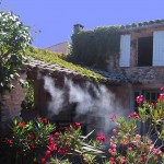 Brumisateur de terrasse mise en situation sur maison provencal